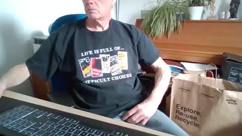 petitwilly online show from 04-11-26, 11:14