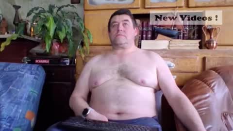 Snapshot of petitzobraide chatting on 01-11-26, 03:39 petitzobraide online show from 01-11-26, 03:39