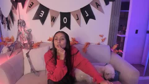 Peyton   online show from 10-12-25, 03:16