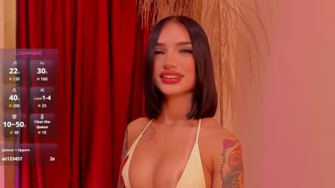 Snapshot of peytonreeds chatting on 10-09-25, 01:25 Pet Rees online show from 10-09-25, 01:25