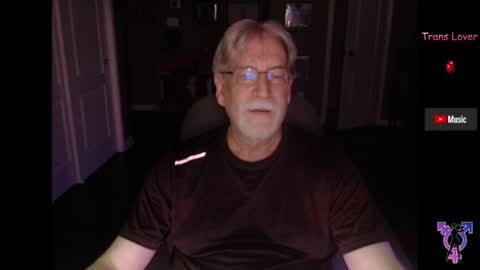 Snapshot of pghk2000 chatting on 06-17-26, 06:27 George online show from 06-17-26, 06:27