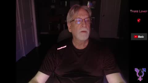 Snapshot of pghk2000 chatting on 06-19-26, 04:50 George online show from 06-19-26, 04:50