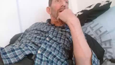 Snapshot of pgrower chatting on 03-25-26, 03:01 pgrower online show from 03-25-26, 03:01