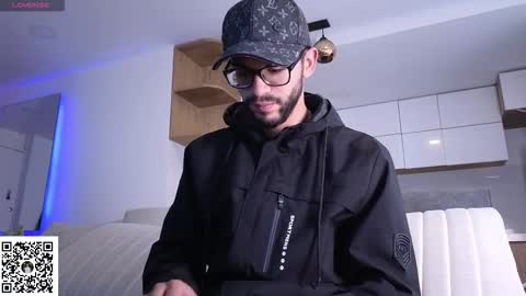 phantom_bigger1 online show from 02-28-26, 12:50