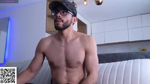 phantom_bigger1 online show from 03-02-26, 04:14