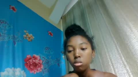 Snapshot of phaosiiia chatting on 06-27-26, 12:22 phaosiiia online show from 06-27-26, 12:22