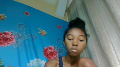 Snapshot of phaosiiia chatting on 06-28-26, 12:33 phaosiiia online show from 06-28-26, 12:33