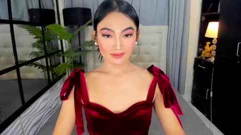 Snapshot of phenomenal_ivy chatting on 05-14-26, 02:29 phenomenal_ivy online show from 05-14-26, 02:29