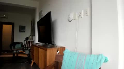 Jasmine Juice online show from 10-10-25, 09:47