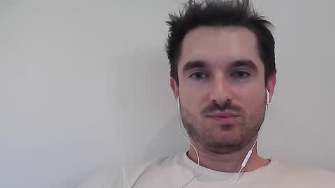 Snapshot of philborison chatting on 10-21-25, 12:17 PhilipBorison online show from 10-21-25, 12:17