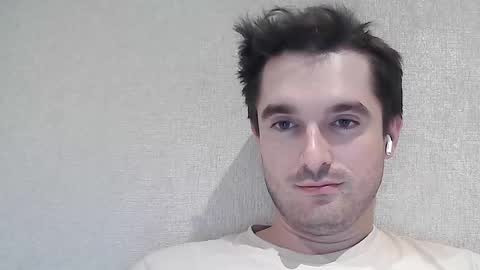 Snapshot of philborison chatting on 10-29-25, 03:36 PhilipBorison online show from 10-29-25, 03:36