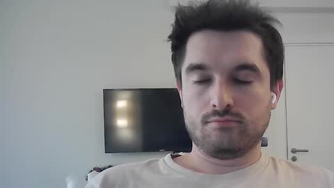 PhilipBorison online show from 02-08-26, 01:25