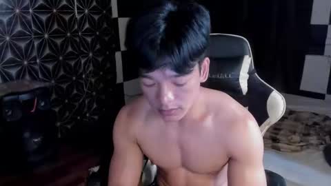 Snapshot of philhotbody chatting on 02-09-26, 12:25 AJ online show from 02-09-26, 12:25