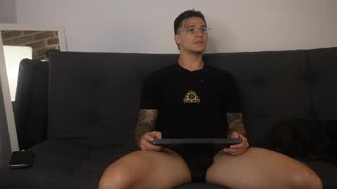 Snapshot of philip_dalton chatting on 02-06-26, 02:05 Philip Dalton online show from 02-06-26, 02:05