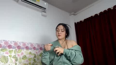 Snapshot of philippinesasian06 chatting on 02-12-25, 10:04 philippinesasian06 online show from 02-12-25, 10:04