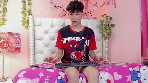 Snapshot of philippsx chatting on 02-11-26, 09:31 PHILLIP online show from 02-11-26, 09:31