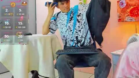 Snapshot of philippsx chatting on 02-18-26, 11:44 PHILLIP online show from 02-18-26, 11:44