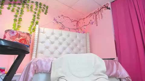 Snapshot of philippsx chatting on 02-24-26, 02:09 PHILLIP online show from 02-24-26, 02:09