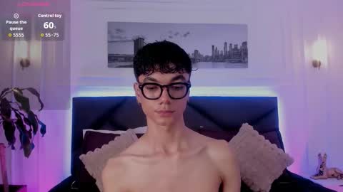 Phillip online show from 11-01-25, 10:23