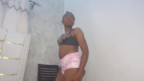 phoebe online show from 02-03-26, 06:22