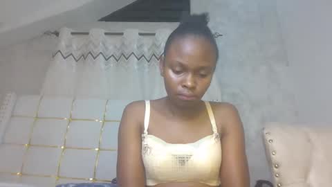 phoebe online show from 02-10-26, 08:35