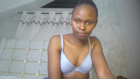 phoebe online show from 02-16-26, 08:05