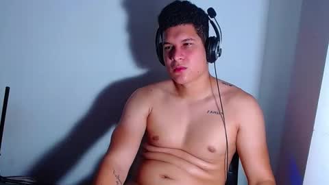 AdnierGnz online show from 01-11-25, 02:04