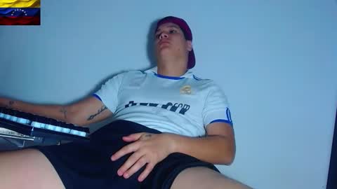 AdnierGnz online show from 03-13-26, 02:34