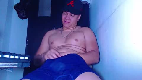Snapshot of phoenixgnz08 chatting on 05-26-26, 12:34 AdnierGnz online show from 05-26-26, 12:34