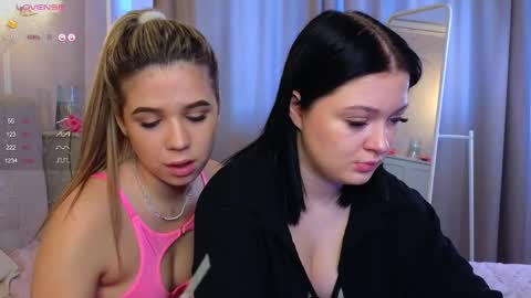 Lora black  and Lili blonde welcome you here online show from 03-09-25, 08:18