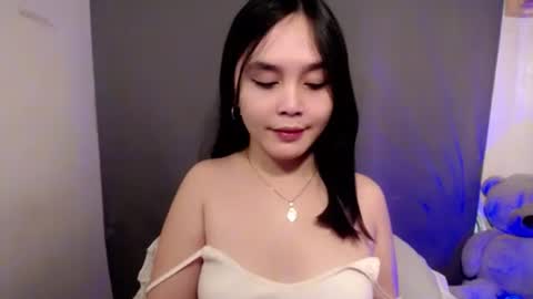 Snapshot of pia_intownx chatting on 02-08-26, 12:47 Ms Pia online show from 02-08-26, 12:47