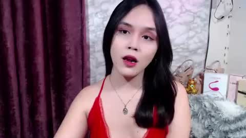 Snapshot of pia_intownx chatting on 02-21-26, 05:14 Ms Pia online show from 02-21-26, 05:14