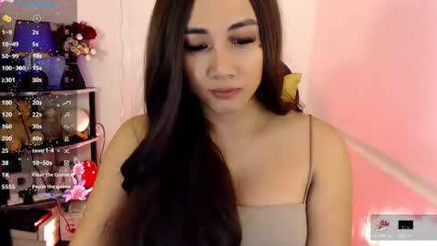 Pia online show from 02-24-25, 09:20