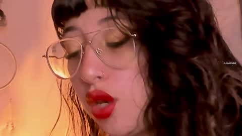 Snapshot of piafisher_ chatting on 10-11-25, 01:27 PIA FISHER online show from 10-11-25, 01:27