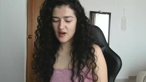 Snapshot of piama_burnss chatting on 02-25-26, 03:32 piama_burnss online show from 02-25-26, 03:32