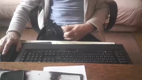 Snapshot of piavola chatting on 05-04-26, 11:17 piavola online show from 05-04-26, 11:17