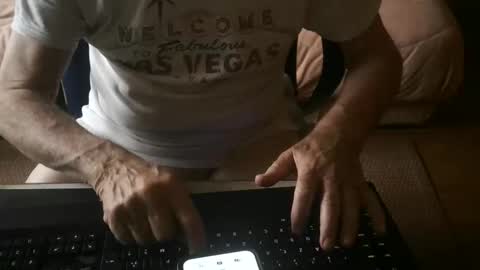 Snapshot of piavola chatting on 06-04-26, 06:08 piavola online show from 06-04-26, 06:08