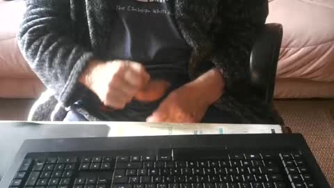 Snapshot of piavola chatting on 06-17-26, 06:05 piavola online show from 06-17-26, 06:05