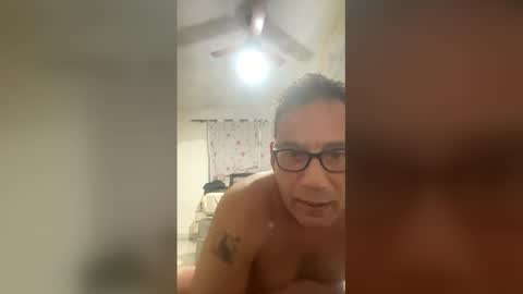 Snapshot of picadoce1975 chatting on 03-25-26, 12:49 picadoce1975 online show from 03-25-26, 12:49