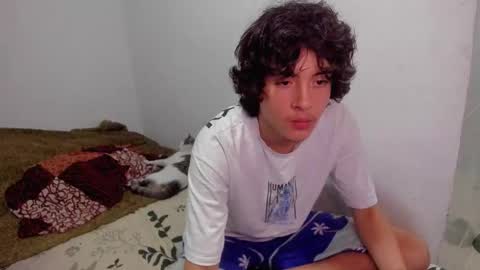 picaszomilos350 online show from 11-22-25, 11:15