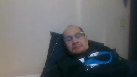 Snapshot of pichoun71 chatting on 01-04-25, 08:06 pichoun71 online show from 01-04-25, 08:06