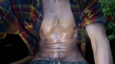 Snapshot of pict8kr chatting on 03-08-25, 03:06 BEDBULL online show from 03-08-25, 03:06