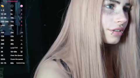 Snapshot of piera_ chatting on 11-24-25, 07:02 Piera online show from 11-24-25, 07:02