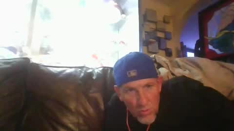 pierce702420 online show from 03-27-26, 08:48