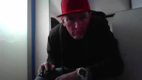 Snapshot of pierce702420 chatting on 04-19-26, 04:06 pierce702420 online show from 04-19-26, 04:06