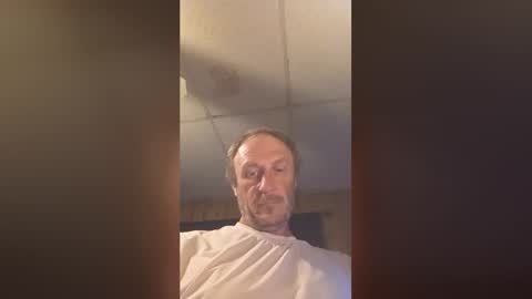 Snapshot of piercejack352 chatting on 06-30-26, 05:19 piercejack352 online show from 06-30-26, 05:19