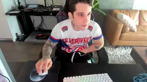 Snapshot of pierrefitch chatting on 03-04-25, 06:29 Pierre Fitch online show from 03-04-25, 06:29