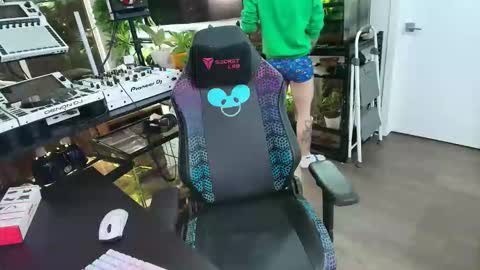 Pierre Fitch online show from 01-07-26, 11:29