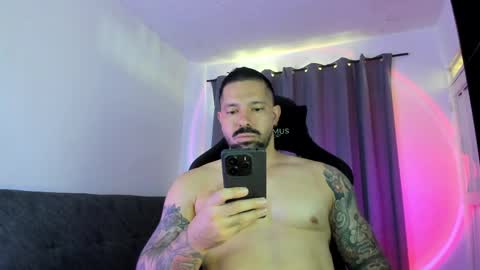 Snapshot of pierrevidal chatting on 05-18-26, 05:52 Pierre online show from 05-18-26, 05:52