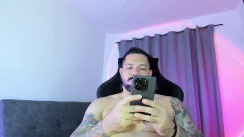 Snapshot of pierrevidal chatting on 05-27-26, 01:57 Pierre online show from 05-27-26, 01:57